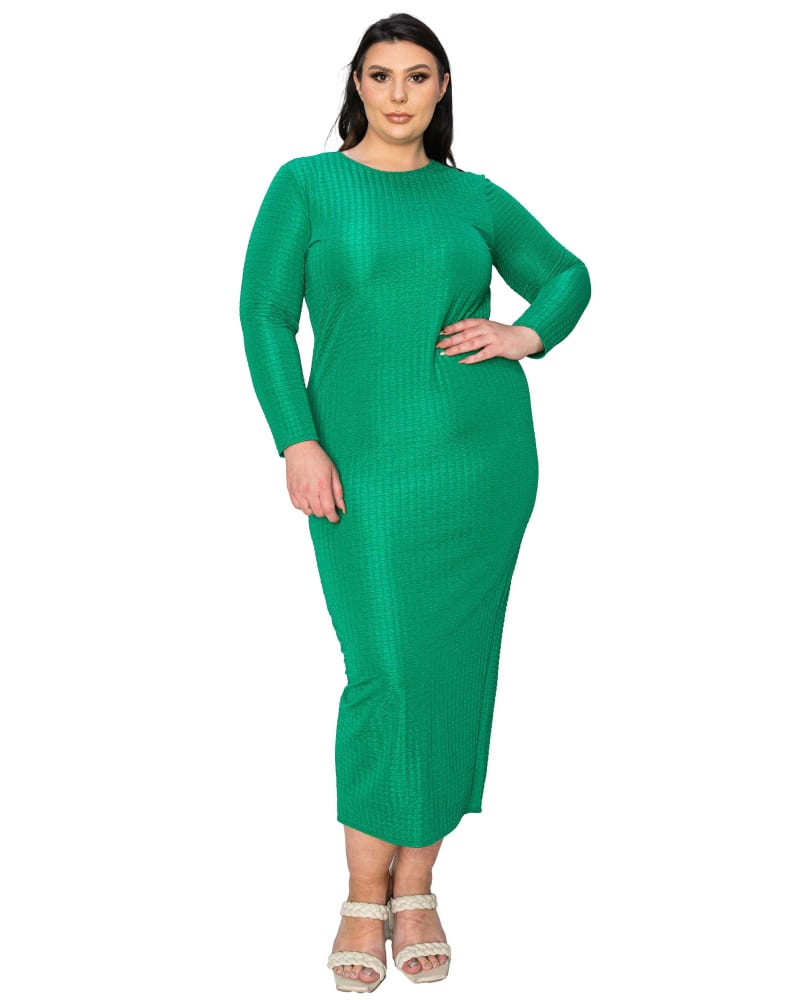 Front of a model wearing a size 22|24 Kylo Textured Bodycon Dress in Kelly by L I V D. | dia_product_style_image_id:347165